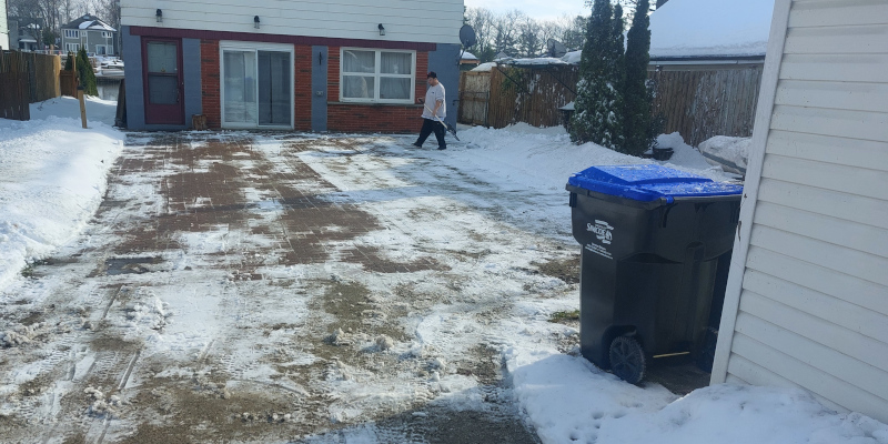 Snow Shoveling in Wasaga Beach, Ontario